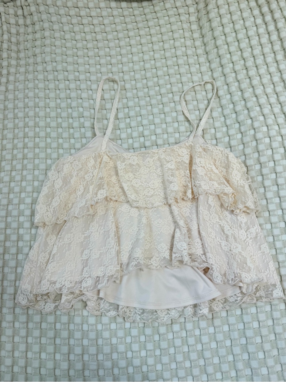 OLD NAVY Cream Lace Tiered Ruffle Top